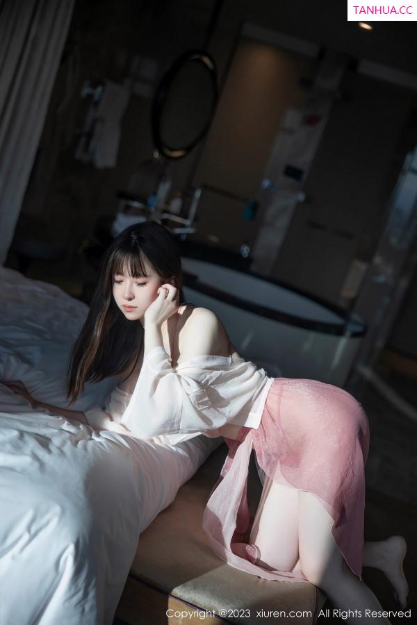   [XiuRen]高清写真图 2023.06.16 No.6926 林悠悠 新人古装第21张图片